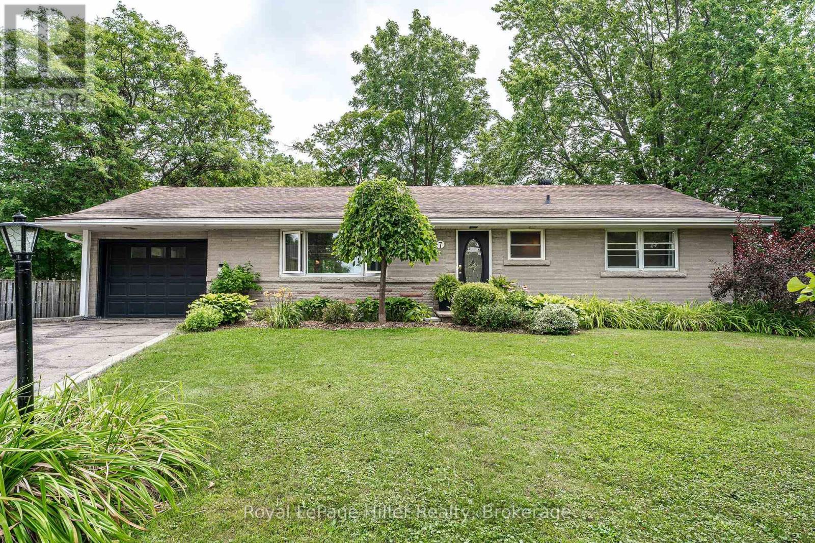 7 WADDELL STREET, Stratford