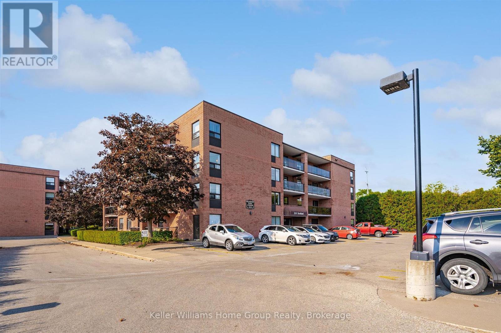 405 - 215 SCOTLAND STREET, Centre Wellington (Fergus)