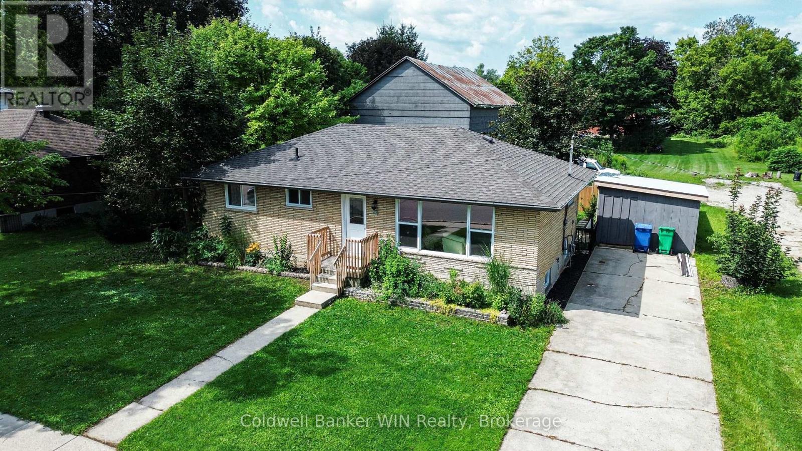 278 QUEEN STREET S, West Grey