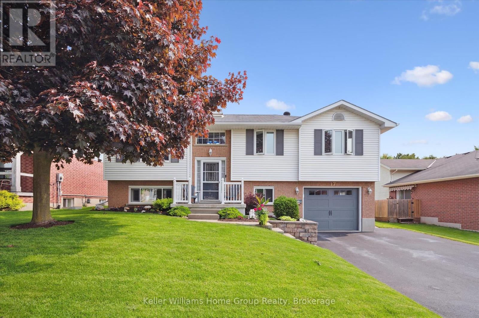 17 KEATING DRIVE, Centre Wellington (Elora/Salem)