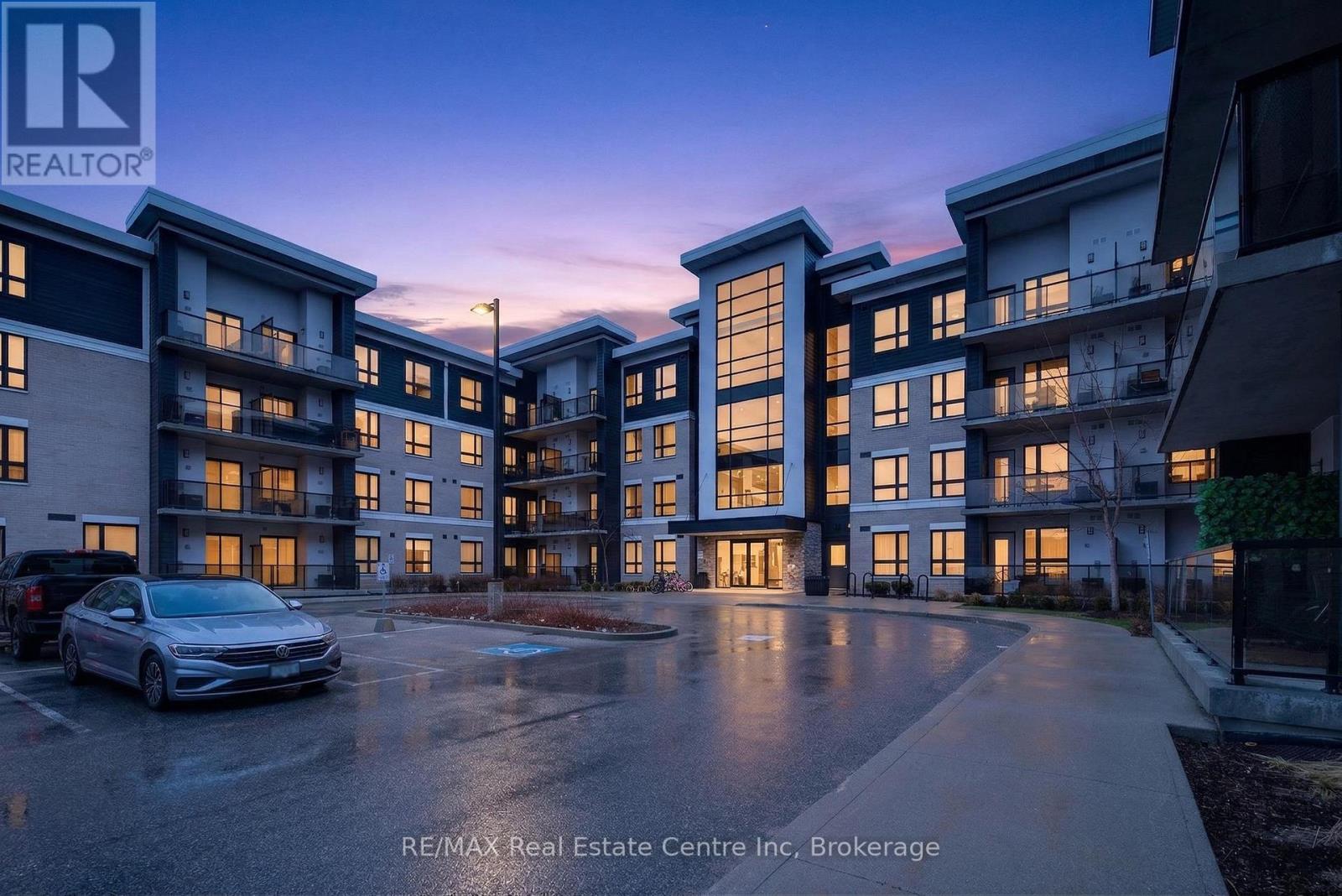 113 - 1284 GORDON STREET, Guelph (Kortright East)