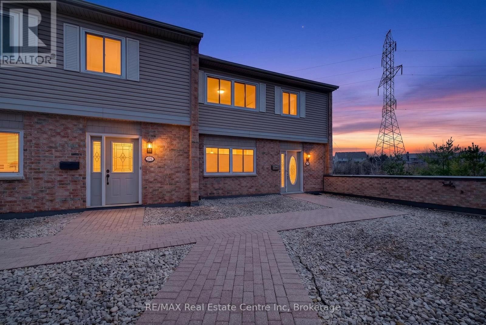 173 - 295 WATER STREET, Guelph (Dovercliffe Park/Old University)