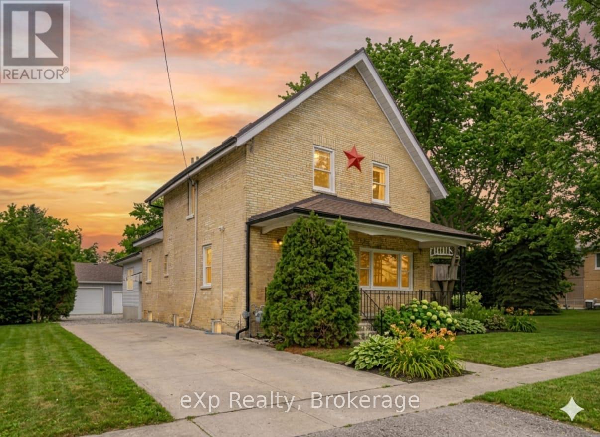78 VICTORIA AVENUE E, South Huron (Stephen)