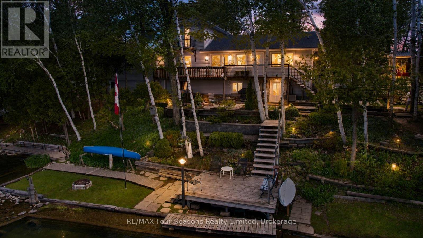 52 SHORE DRIVE, South Bruce Peninsula