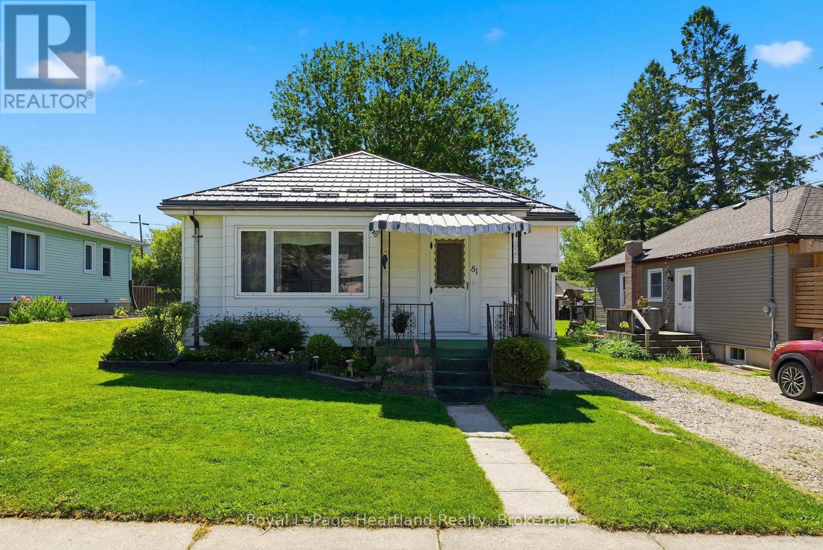 81 CATHERINE STREET, North Huron (Wingham)