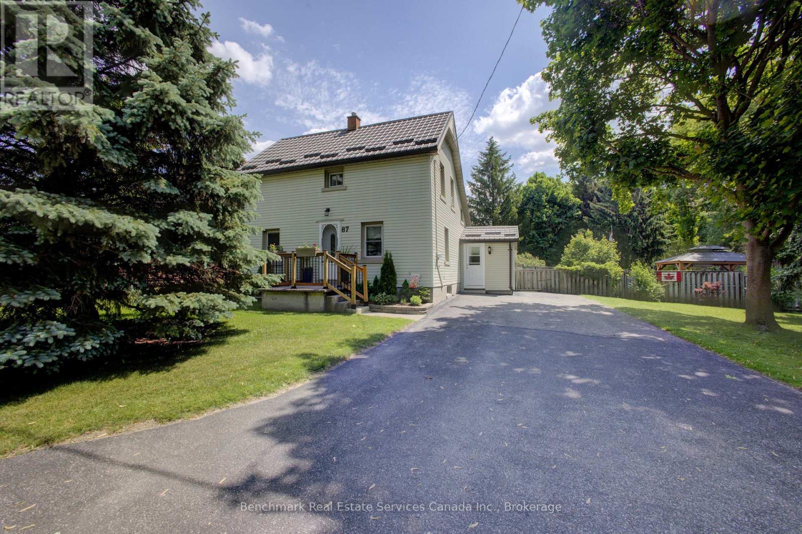 87 ST ANDREW STREET N, St. Marys