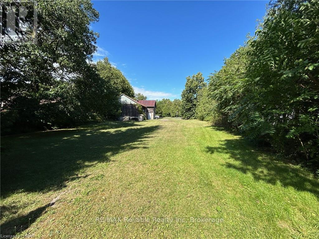1 WILLIAM STREET, Bluewater (Bayfield)