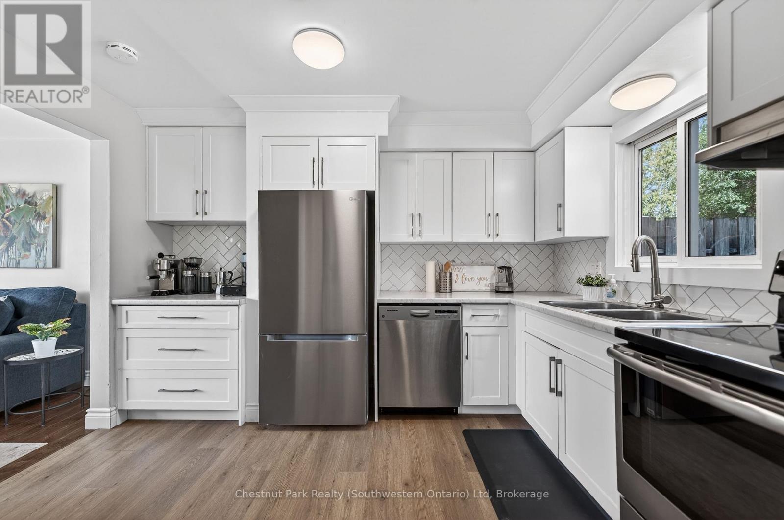 170 WILLOW ROAD, Guelph (Junction/Onward Willow)