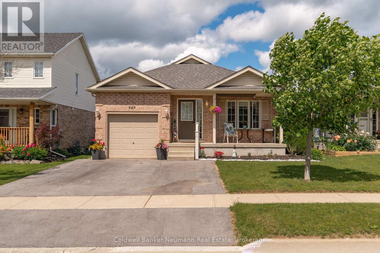 949 GZOWSKI STREET, Centre Wellington (Fergus)