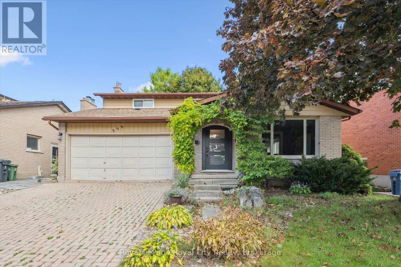 236 IRONWOOD ROAD, Guelph (Kortright West)