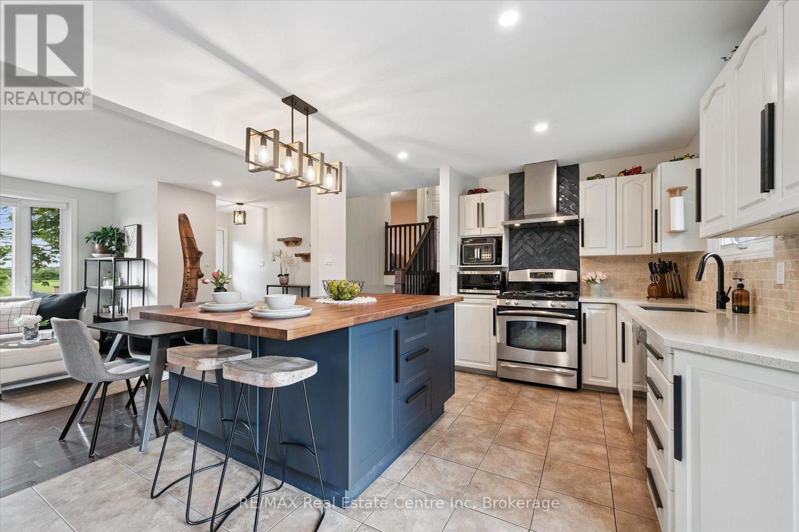 152 WELLINGTON ROAD 7, Centre Wellington (Elora/Salem)