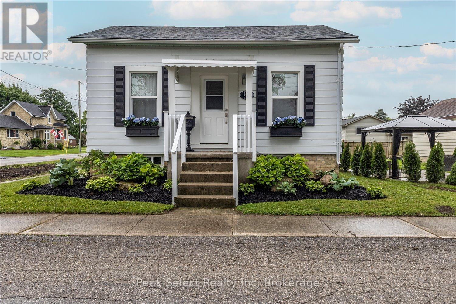 103 PARK STREET, South Huron (Exeter)