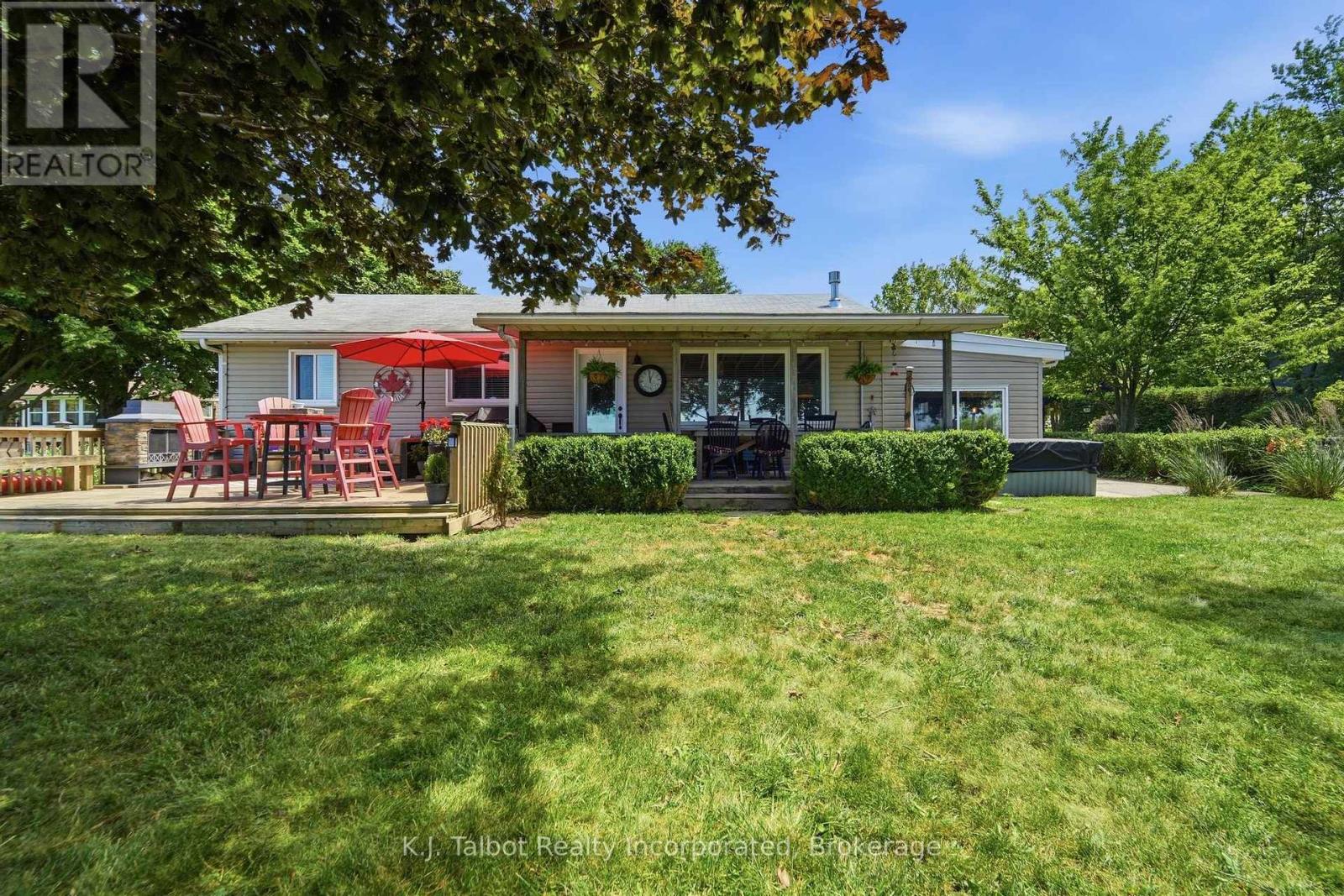 72163 LAKESHORE DRIVE N, Bluewater (Hay)