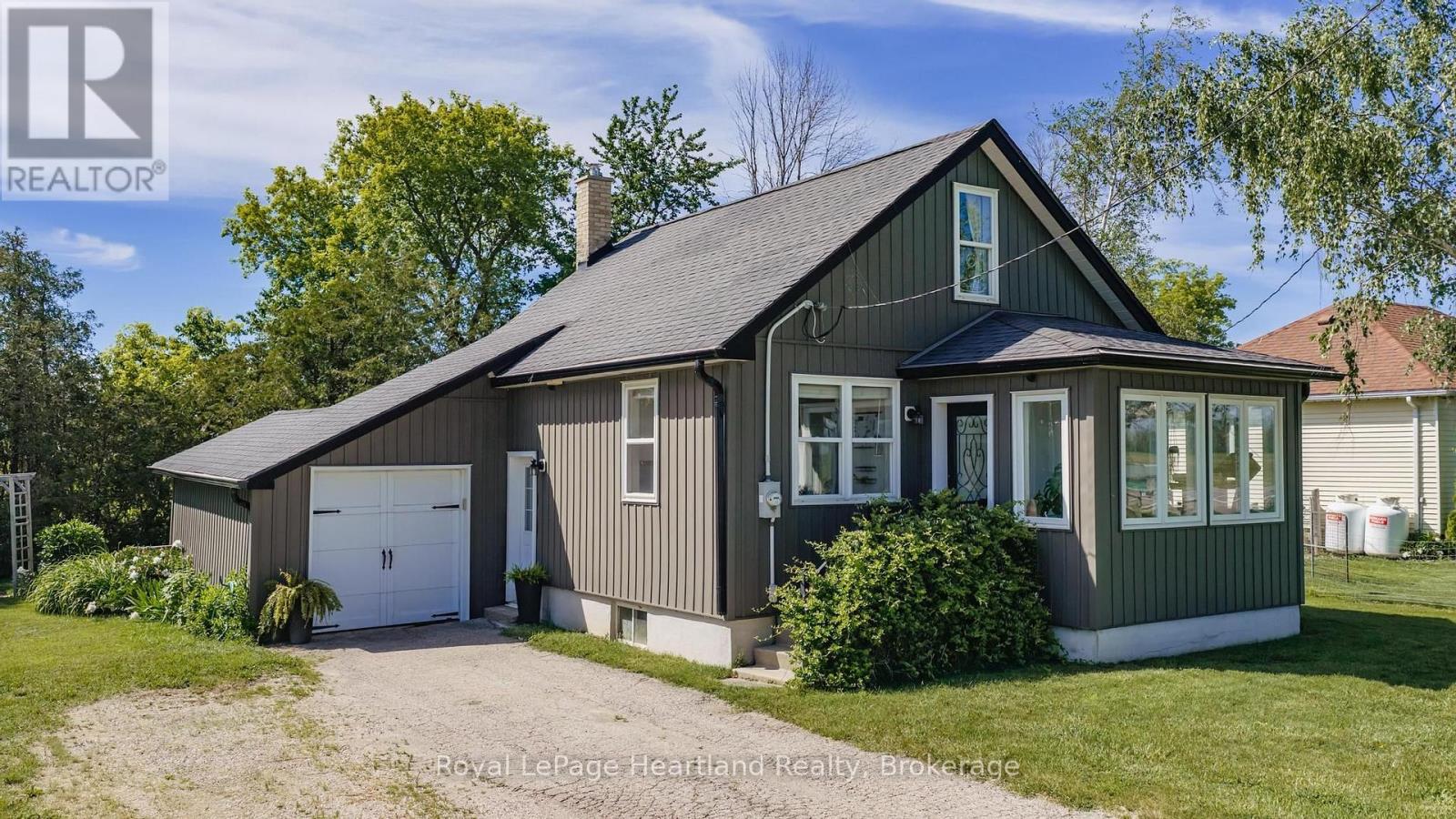 827 HIGHWAY 21, Huron-Kinloss