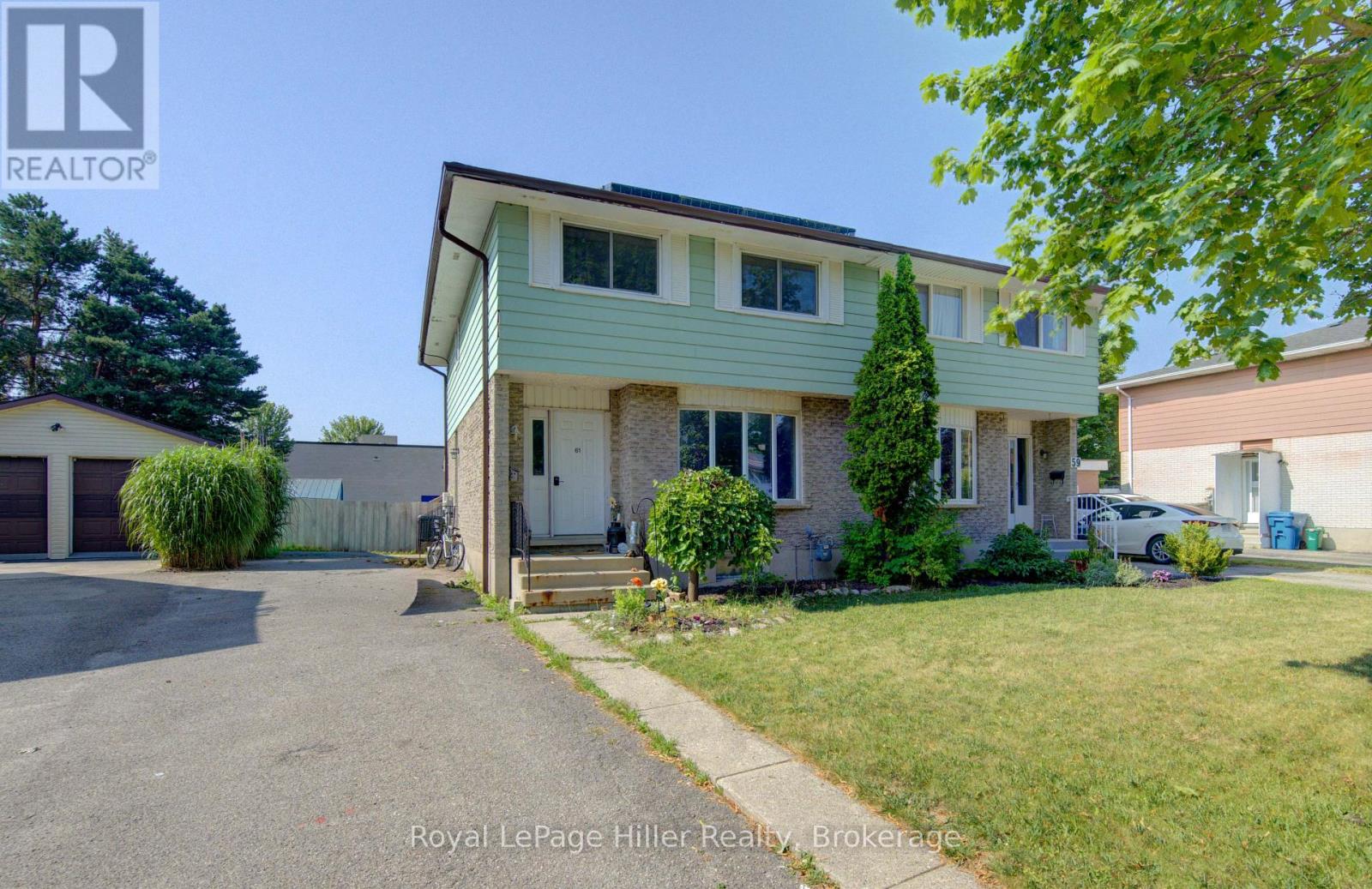 61 BABB CRESCENT, Stratford