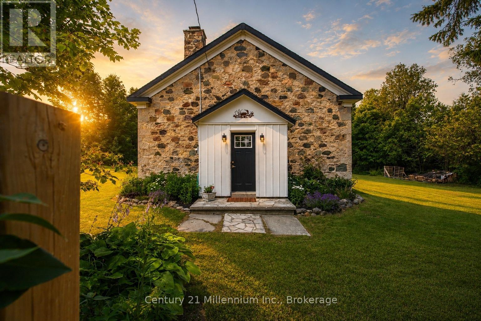 424043 CONCESSION 6, West Grey