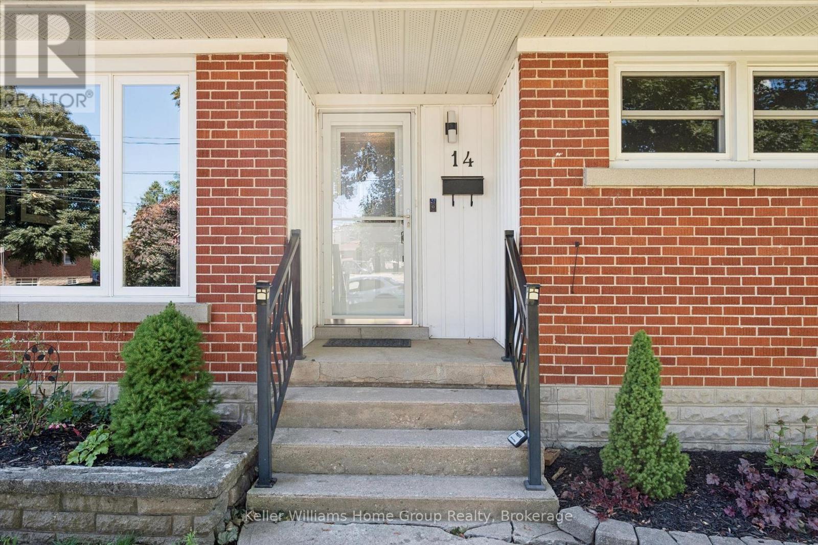 14 SKOV CRESCENT, Guelph (General Hospital)