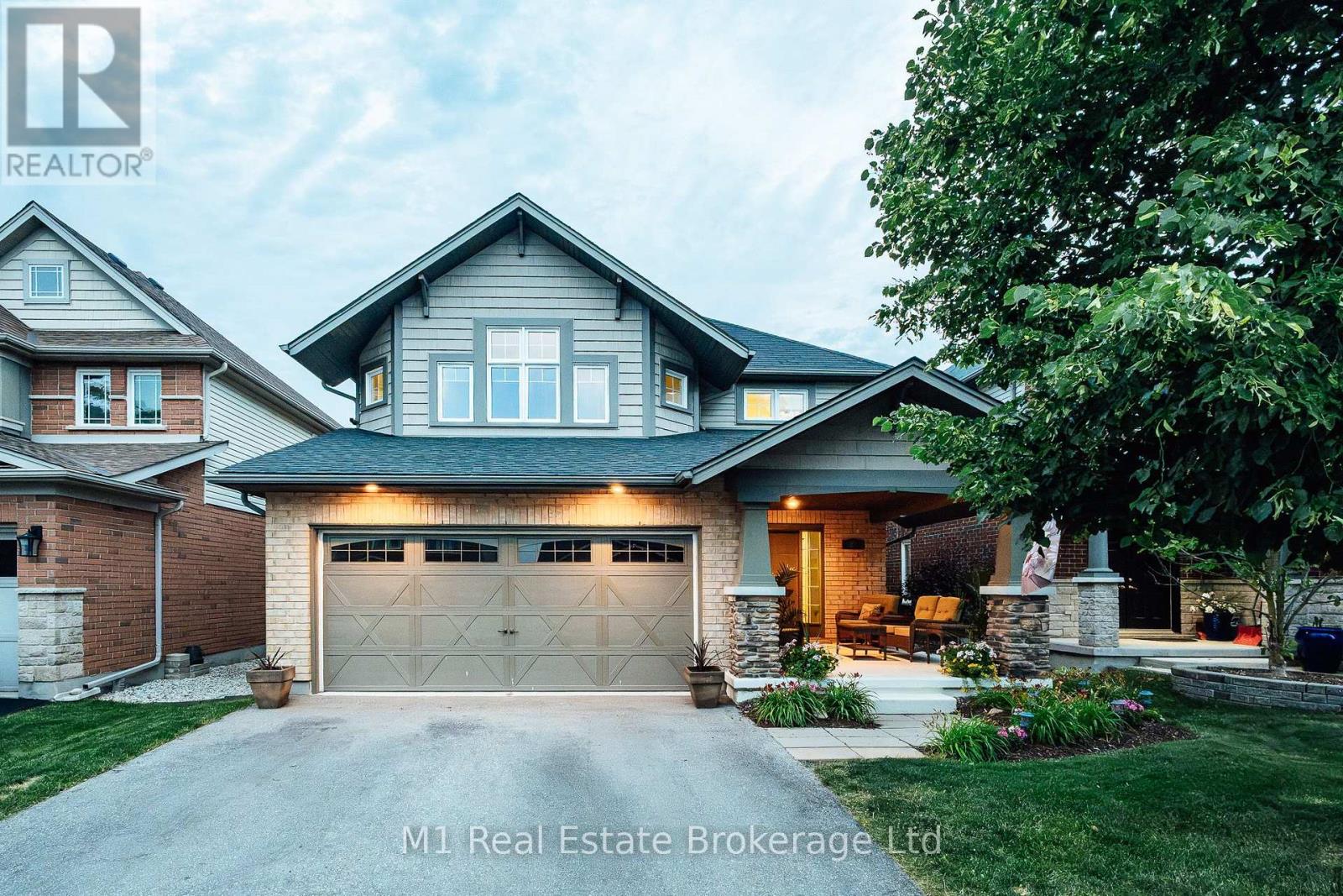 82 VAUGHAN STREET, Guelph (Clairfields/Hanlon Business Park)