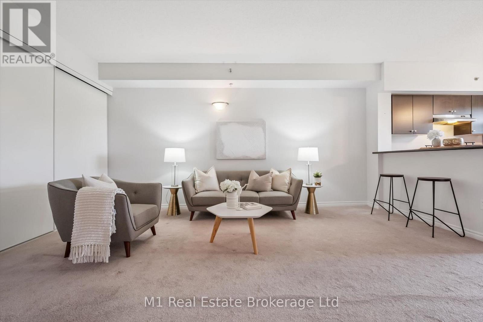 412 - 308 WATSON PARKWAY N, Guelph (Grange Road)