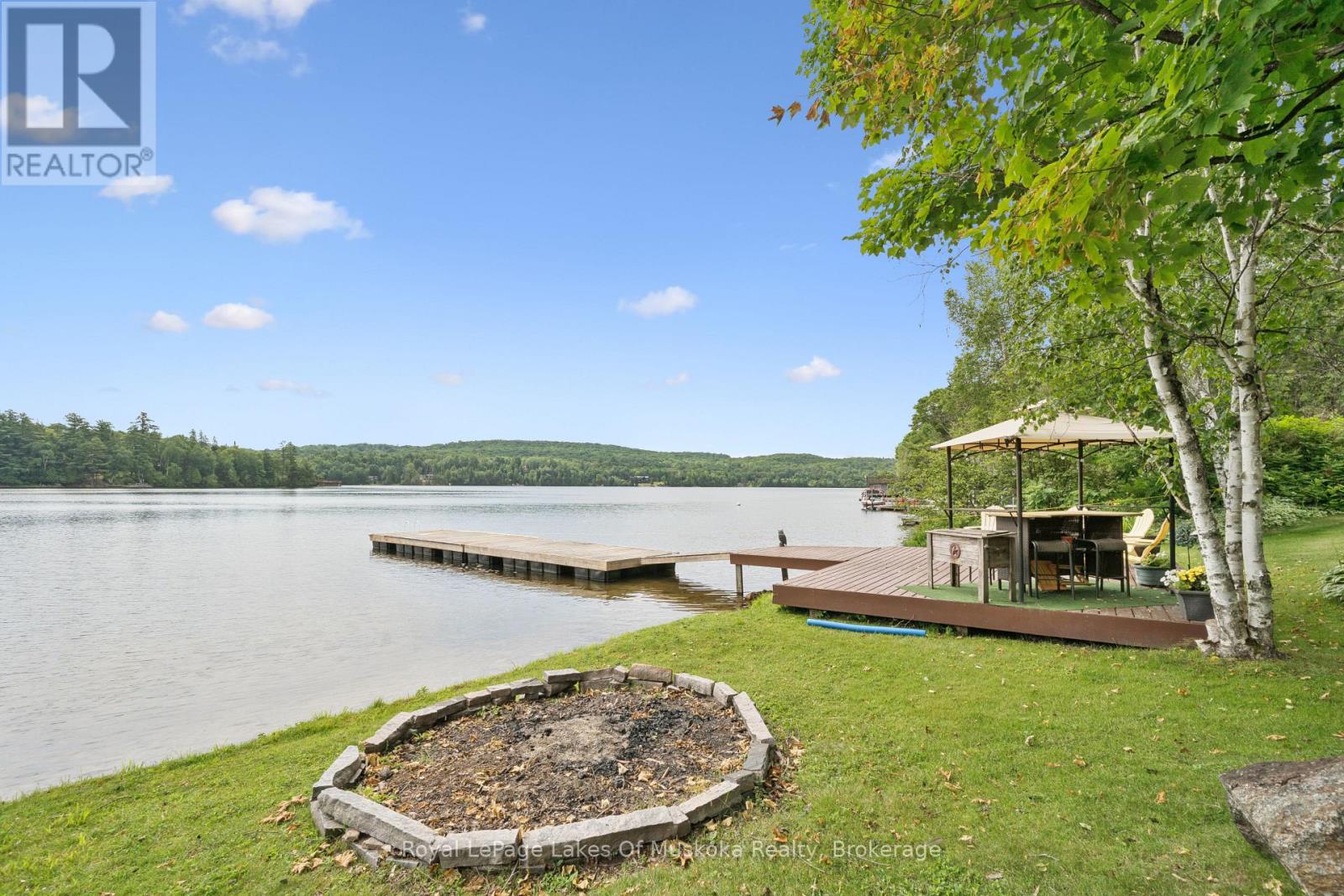 1082 KAWAGAMA LAKE ROAD, Algonquin Highlands (Sherborne)