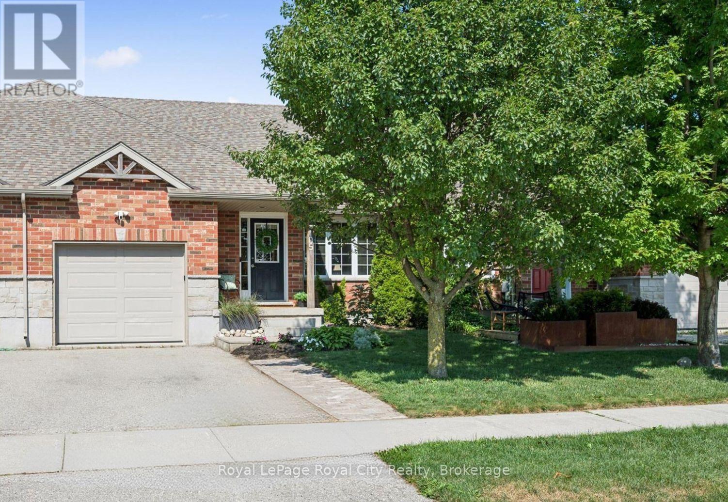 105 SPENCER DRIVE, Centre Wellington (Elora/Salem)