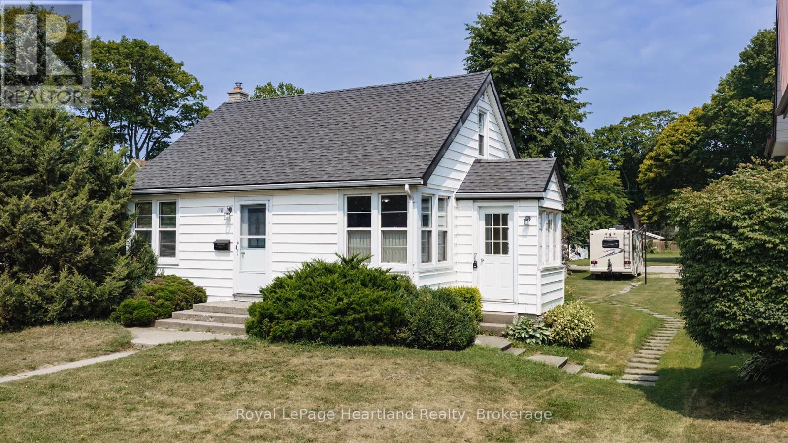 128 BRITANNIA ROAD W, Goderich (Goderich (Town))