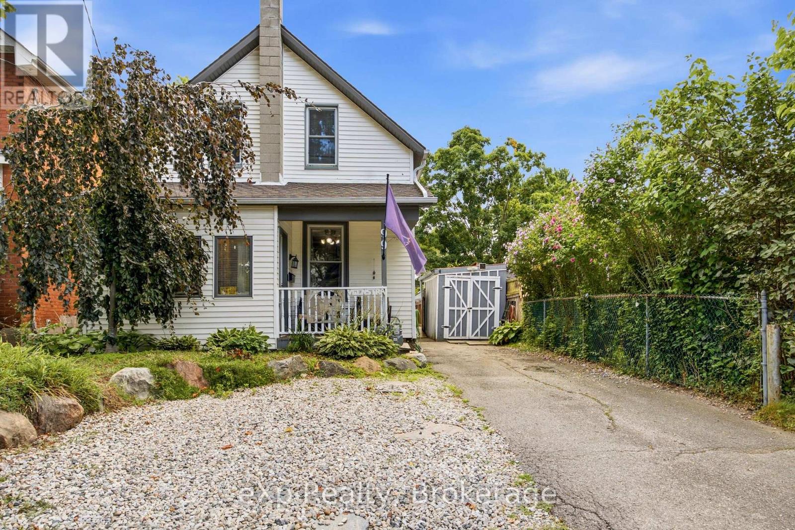 99 DUFFERIN STREET, Stratford