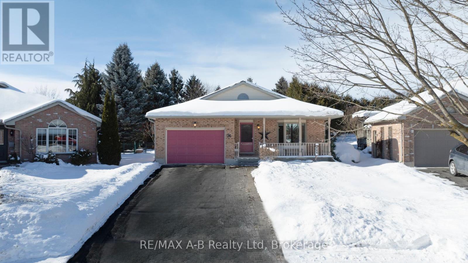 36 MEADOWRIDGE DRIVE, St. Marys