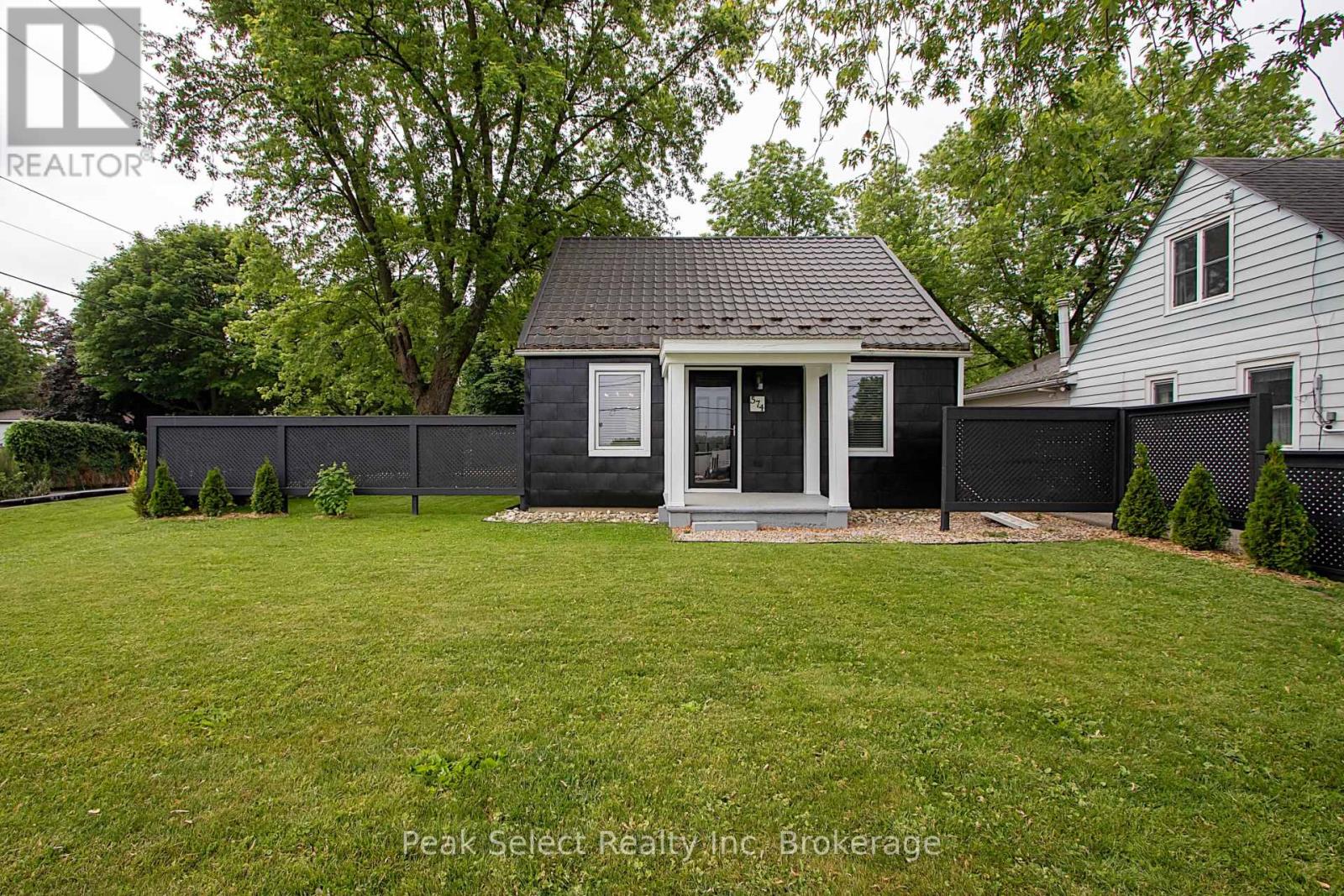 574 JONES STREET E, St. Marys
