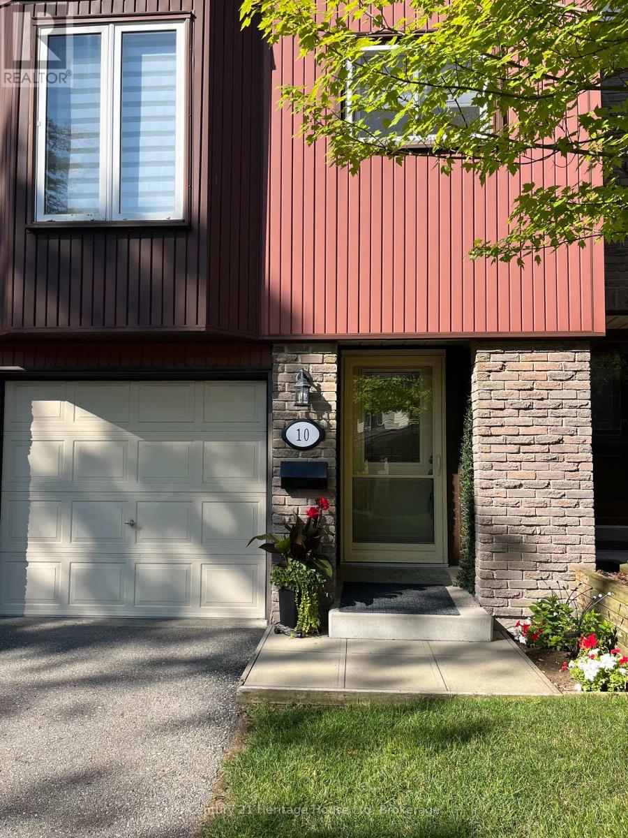 10 - 2 WORTON AVENUE, Guelph (Willow West/Sugarbush/West Acres)