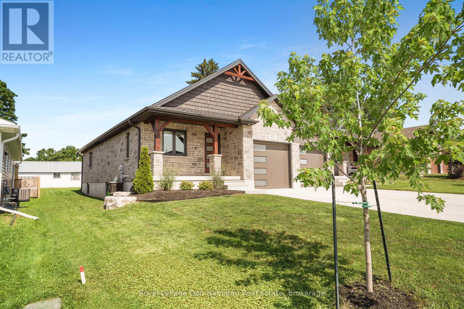 655 GLORIA STREET, North Huron (Blyth)