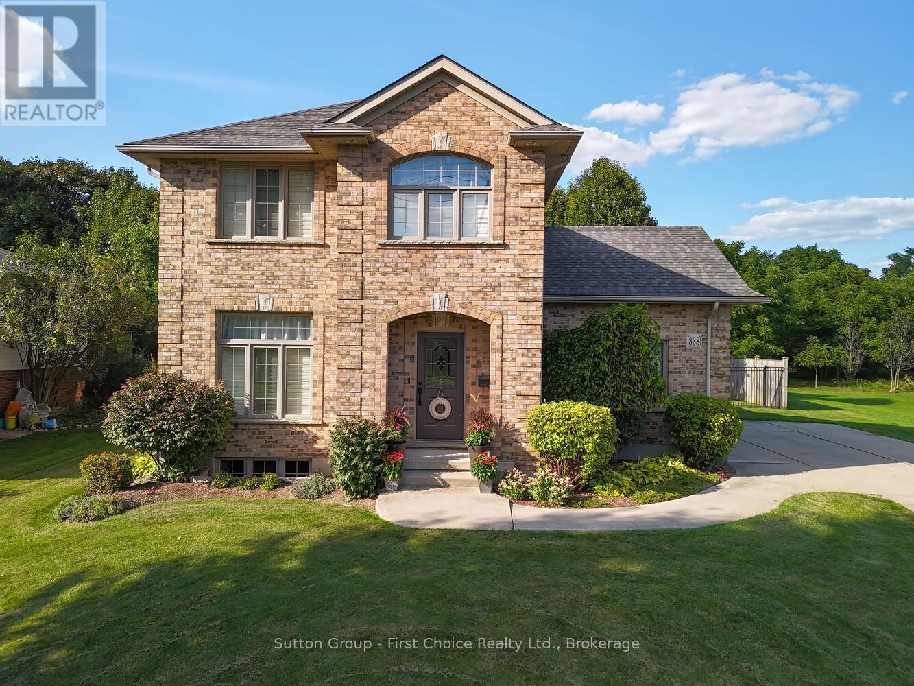 338 DELAMERE AVENUE, Stratford