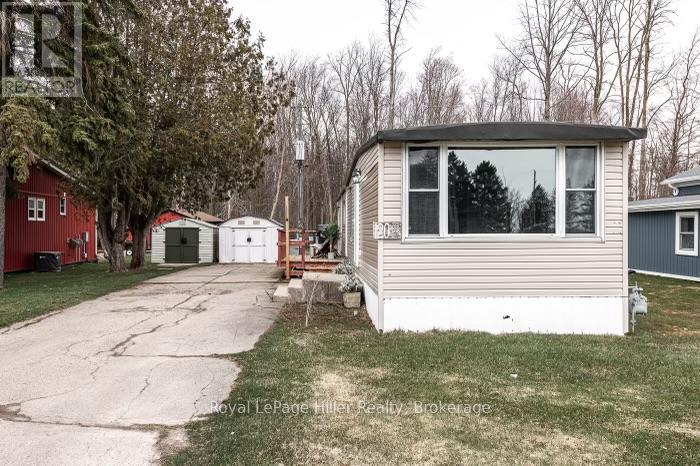 120 ASH ROAD, Perth East (Crystal Lake)