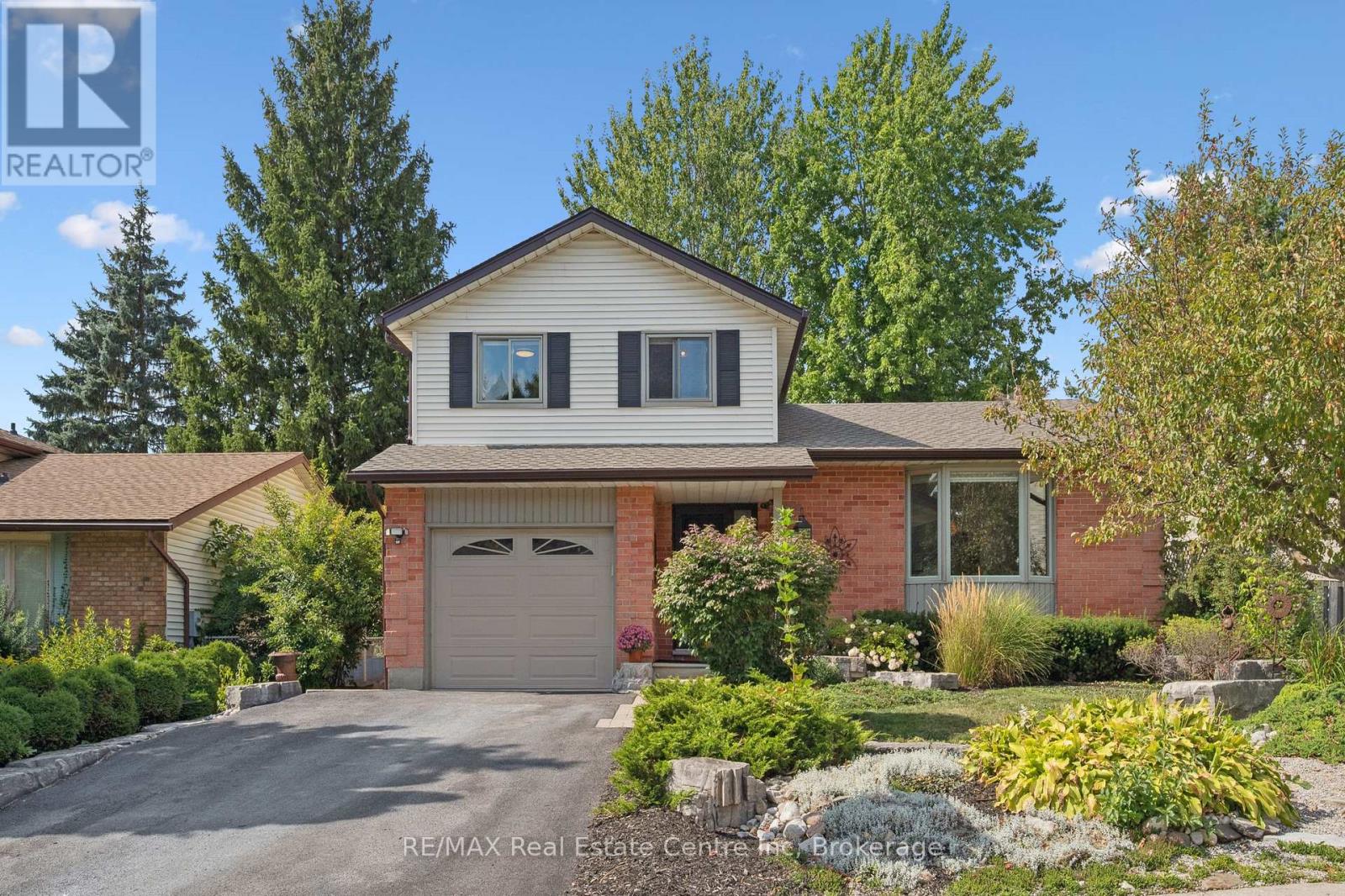 53 ROCHELLE DRIVE, Guelph (Willow West/Sugarbush/West Acres)