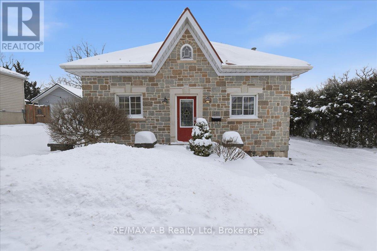 231 WEST GORE STREET, Stratford