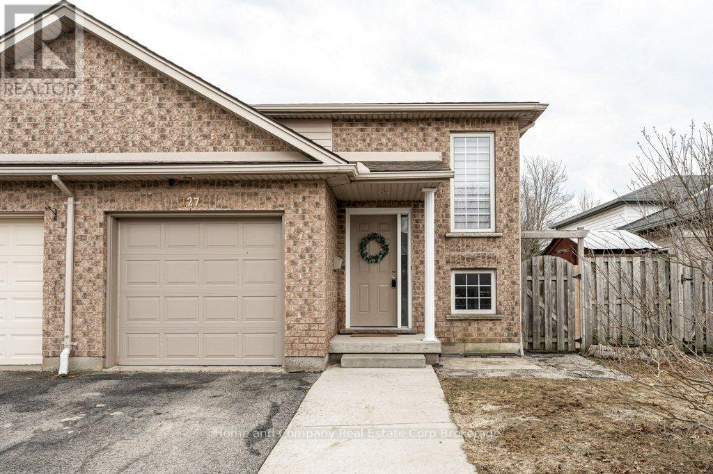 127 WALSH CRESCENT, Stratford