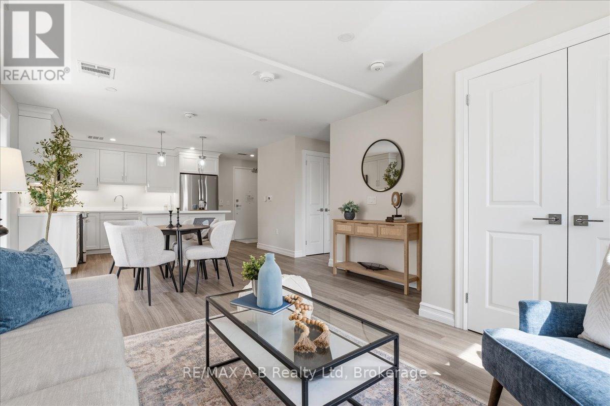 204 - 100 GORDON STREET, Stratford