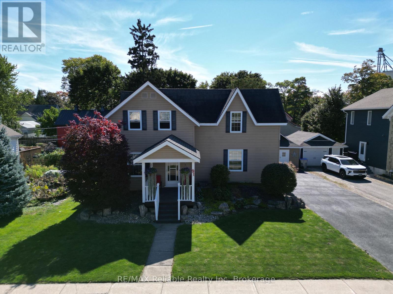 91 KING STREET, Bluewater (Hensall)