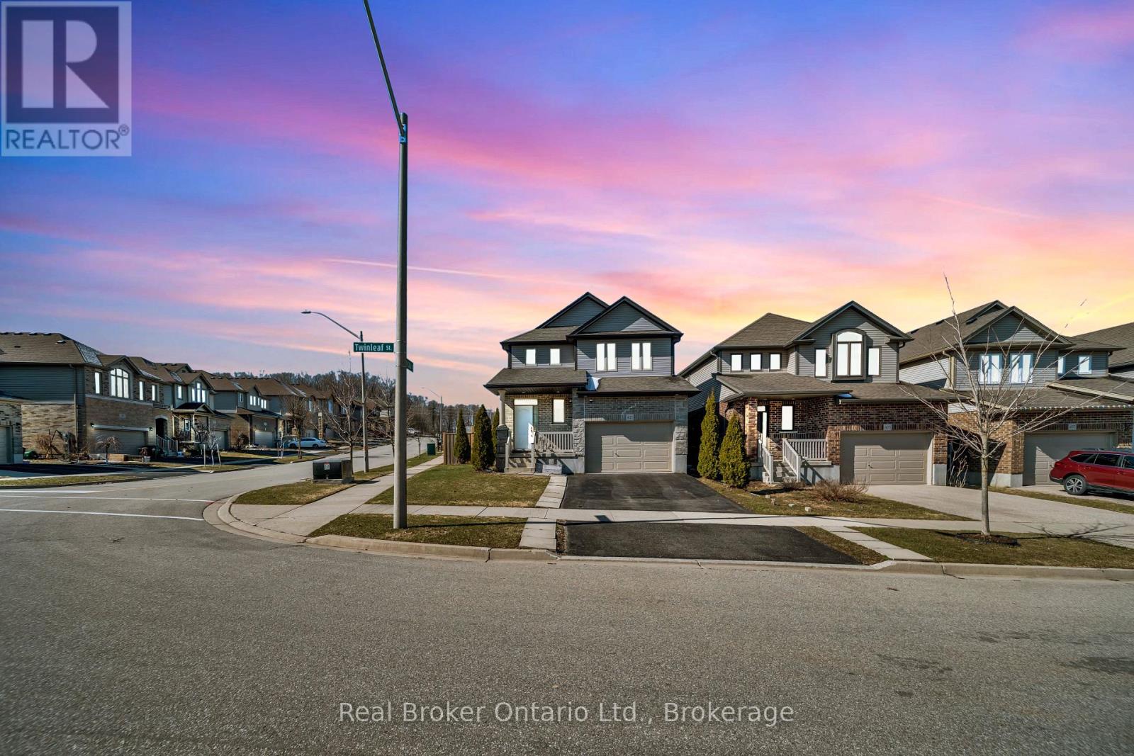 433 TWINLEAF STREET, Waterloo