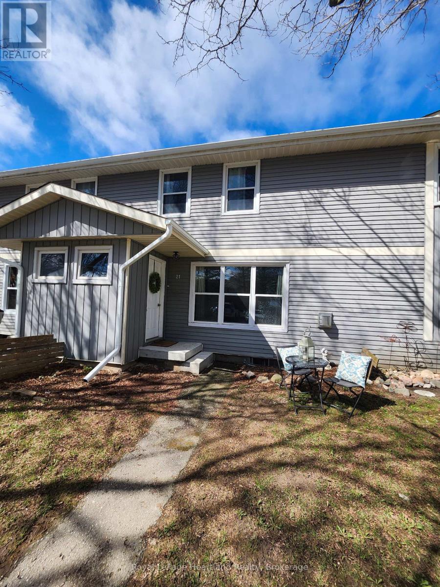 21 ST CHARLES PLACE, Huron East (Vanastra)