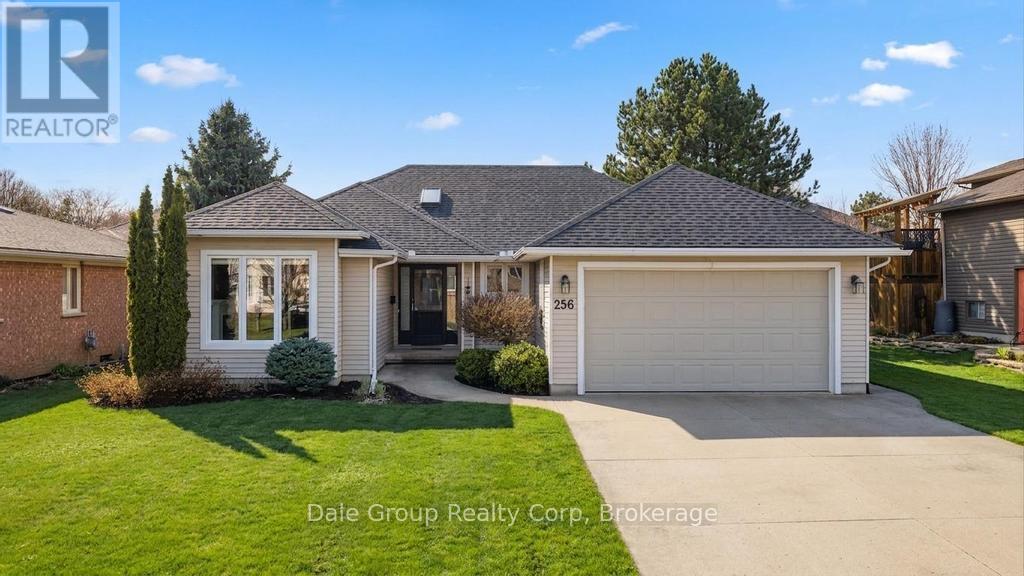 256 RIVERS BOULEVARD E, South Huron (Exeter)