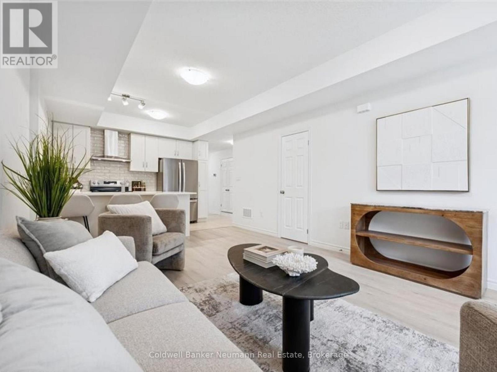 6-53 ALLEGRO COMMON, Cambridge