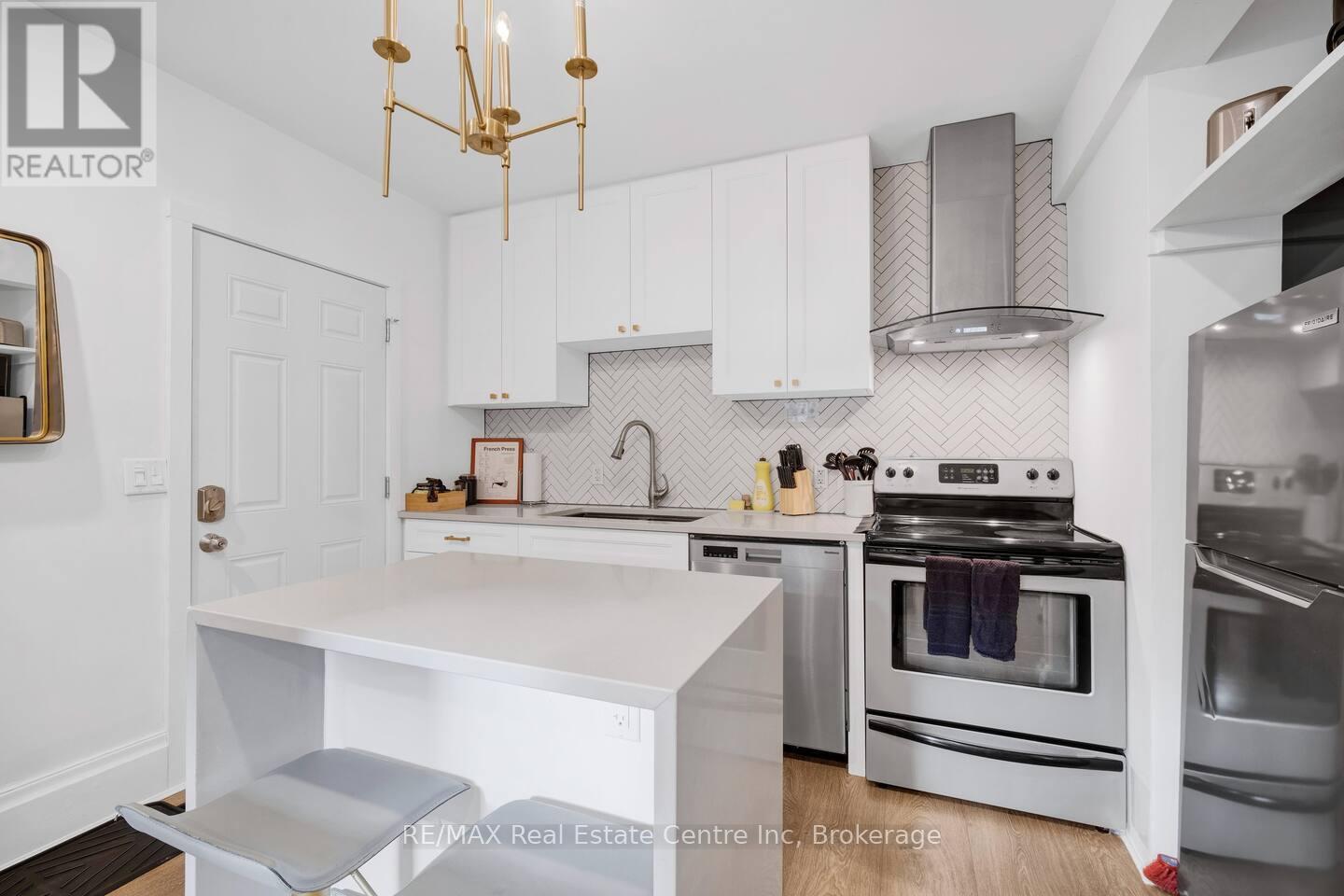 11 MANSION STREET, Kitchener