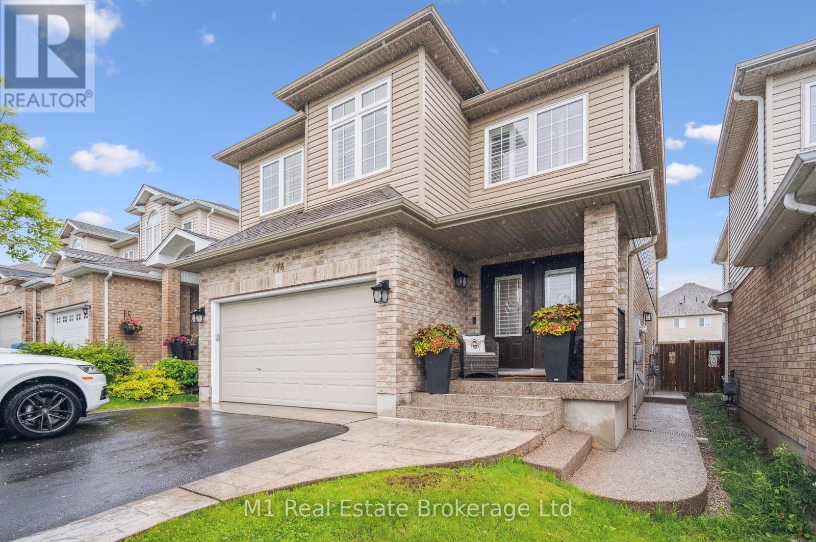 174 CURZON CRESCENT, Guelph (Willow West/Sugarbush/West Acres)