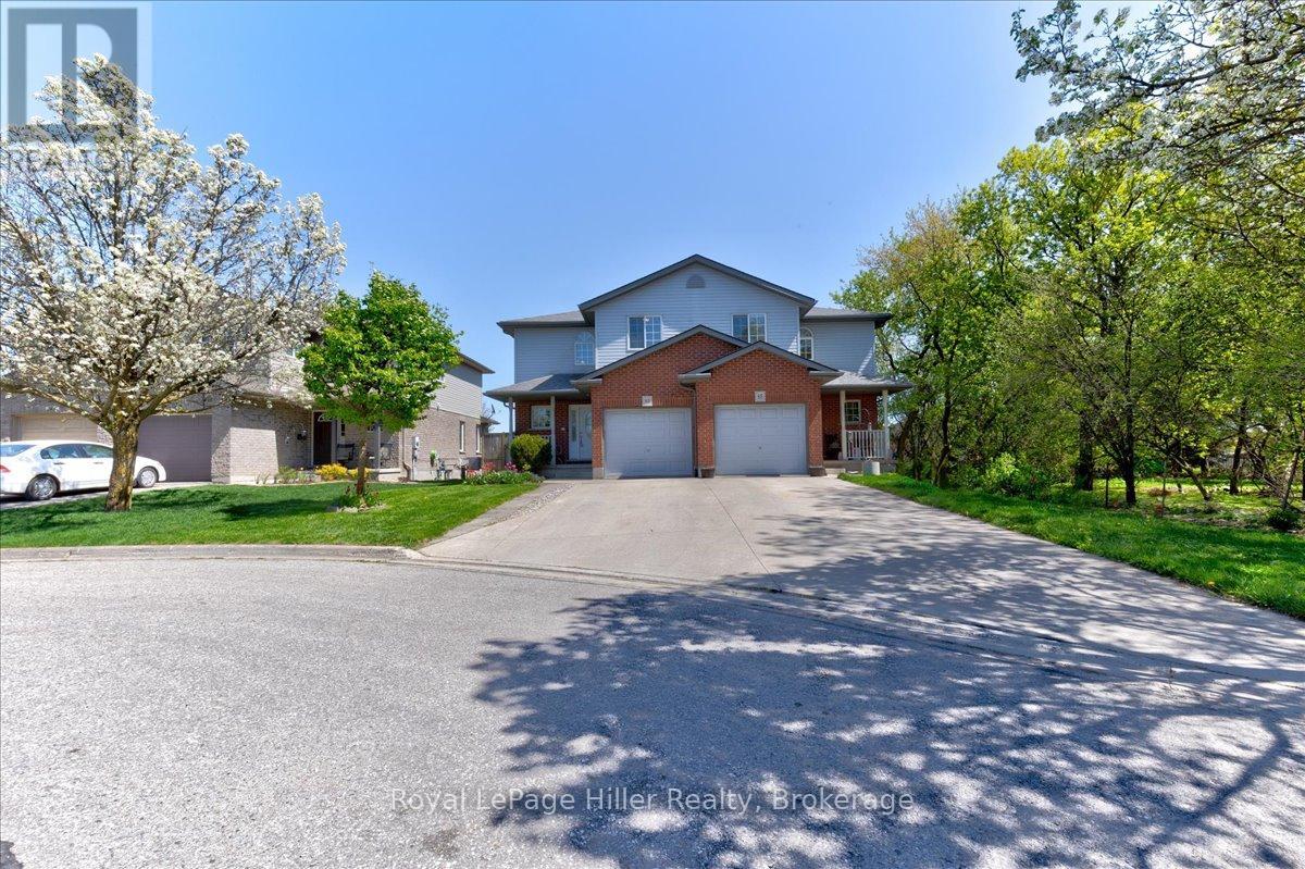 83 BELL COURT, Stratford