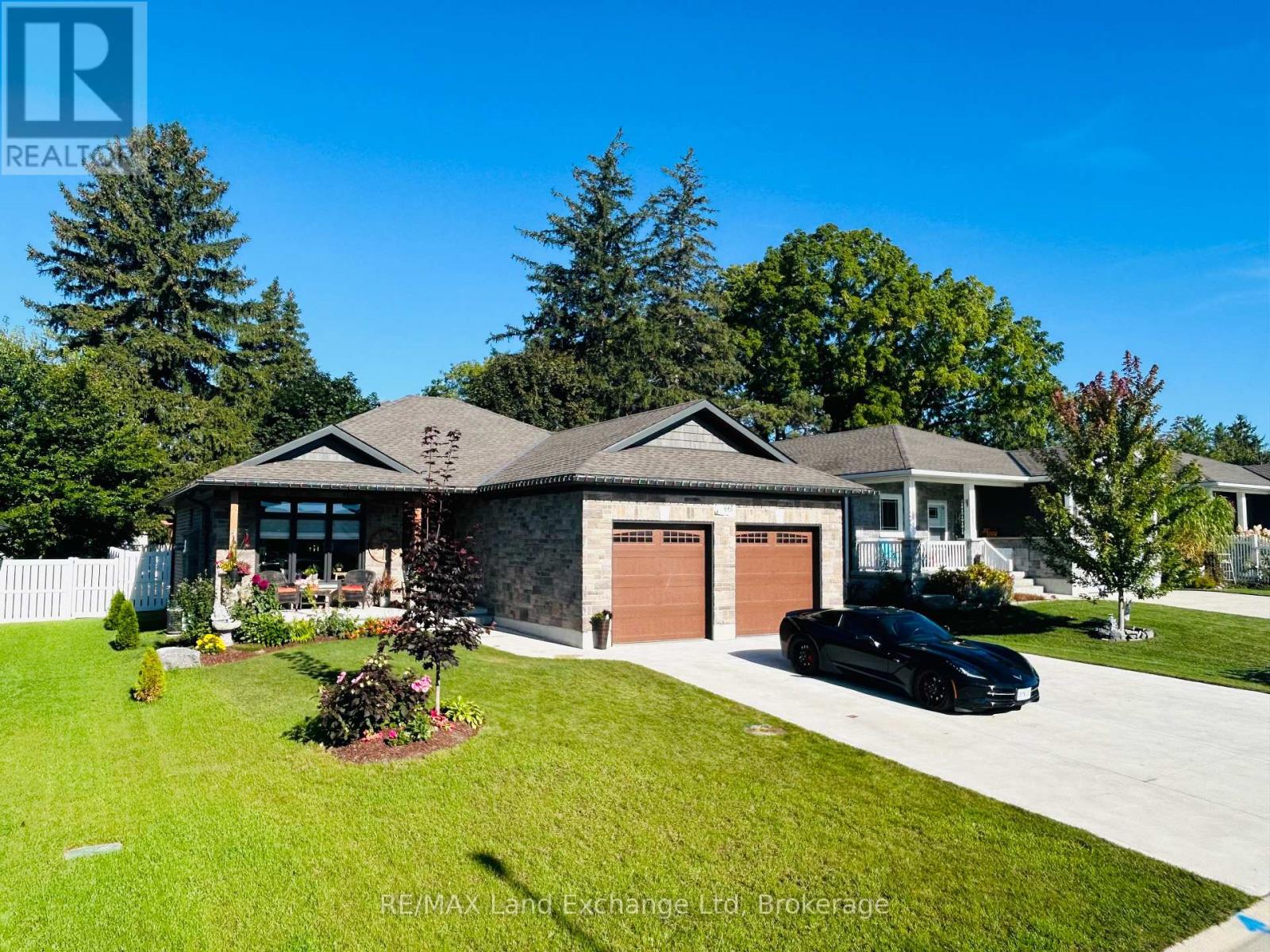 661 GLORIA STREET, North Huron (Blyth)