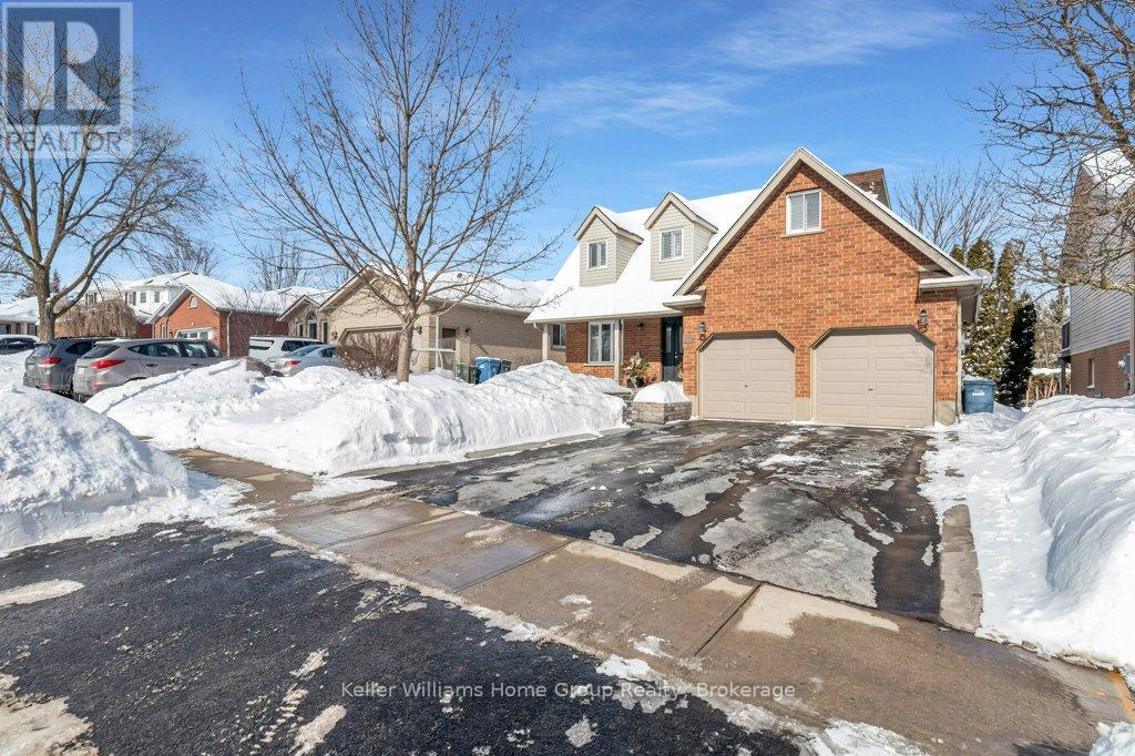 57 FLAHERTY DRIVE, Guelph (Willow West/Sugarbush/West Acres)