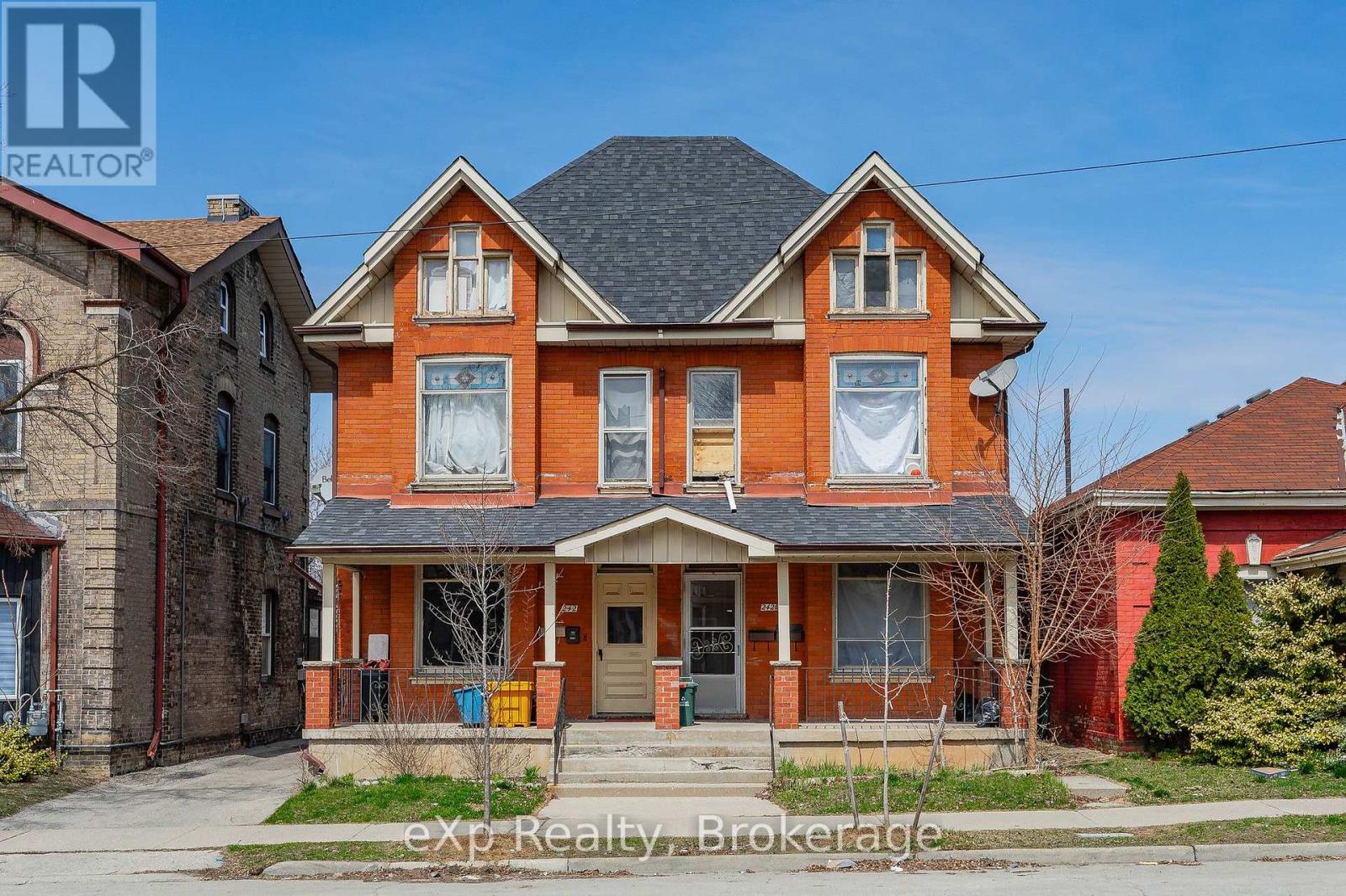 242 DALHOUSIE STREET, Brant (Brantford Twp)