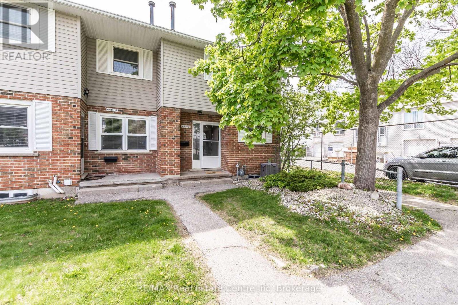 9 - 440 PIONEER DRIVE, Kitchener