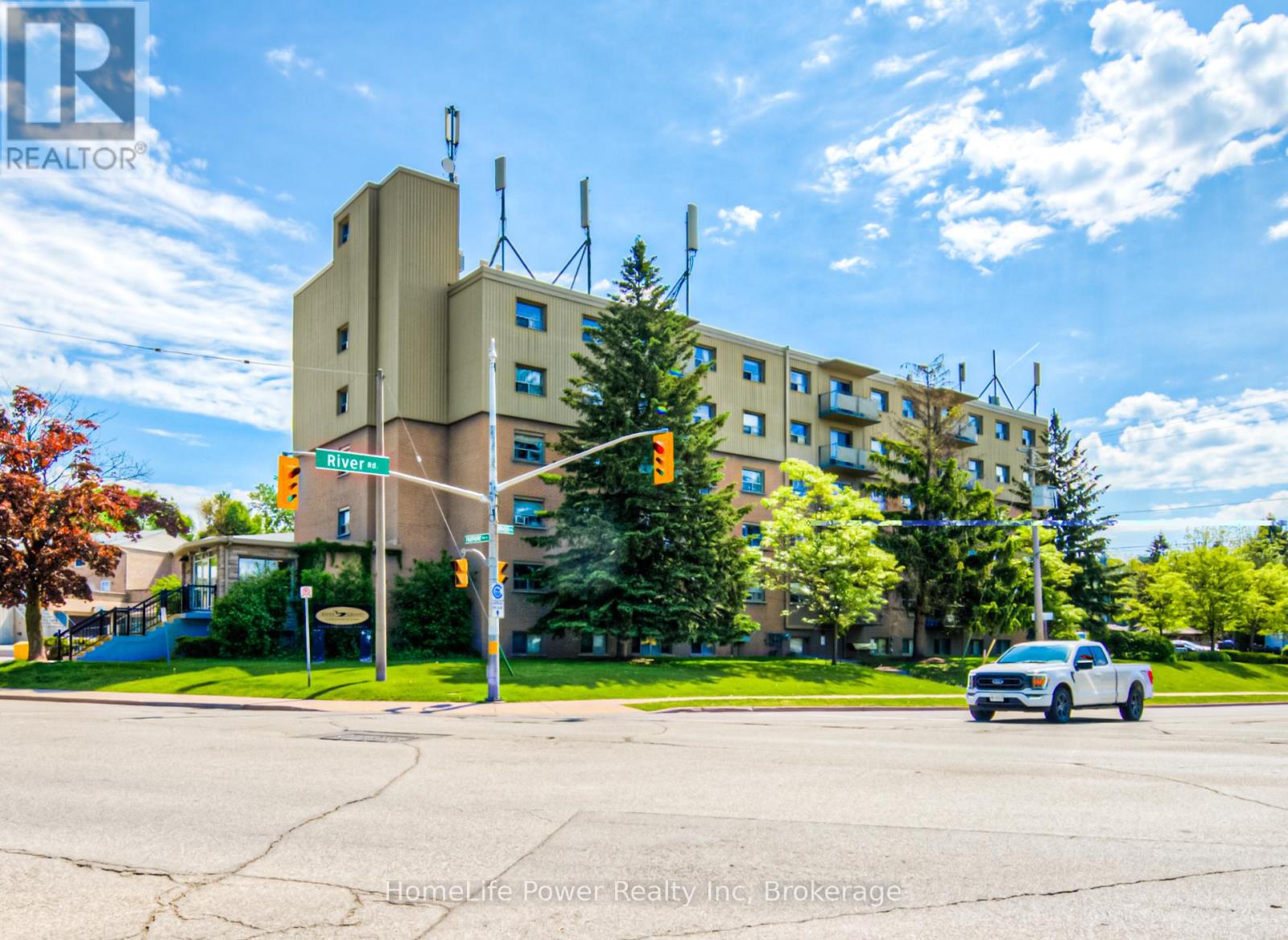 501 - 283 FAIRWAY ROAD N, Kitchener